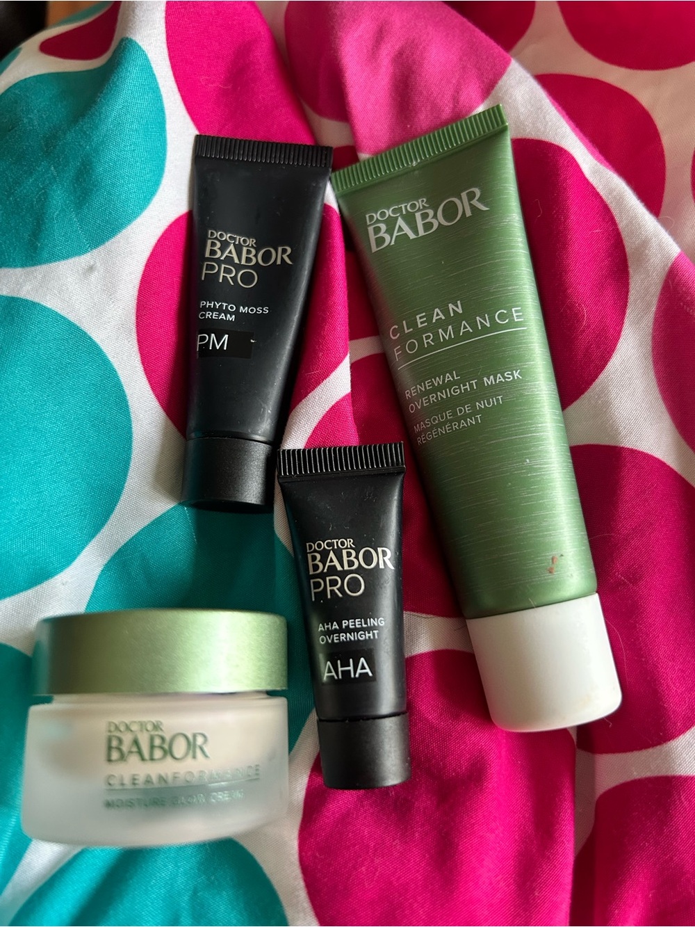Cleanformance Green Renewal Overnight Mask & Moisturizers - Green